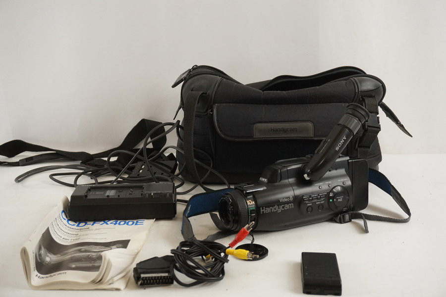 Sony CCD-FX400E, Videokamera. D2