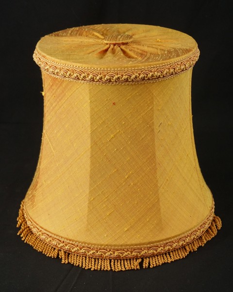 Vintage lampskärm, guldfärgad. M28