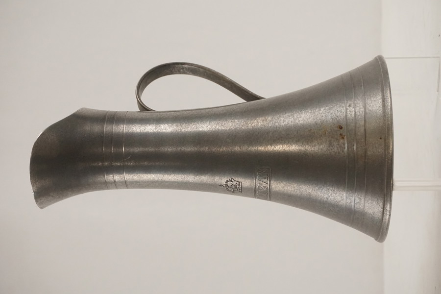 Scandia tenn kanna, Bordsvin. C2