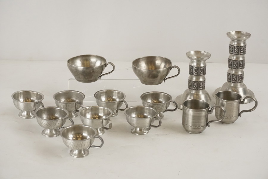 OO Jämtslöjd Koppar, ljusstake mm i tenn. A52