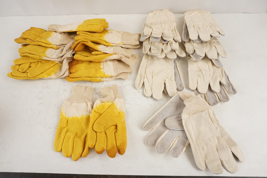 15par Arbetshandskar gul/vit. D58