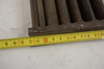 2st Gjutjärnsroster LBH 12x43x2cm 6,2kg. D98