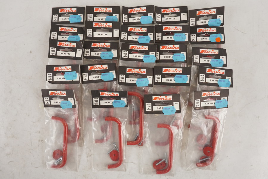 24st Verrina handtag 1320 röd. D100