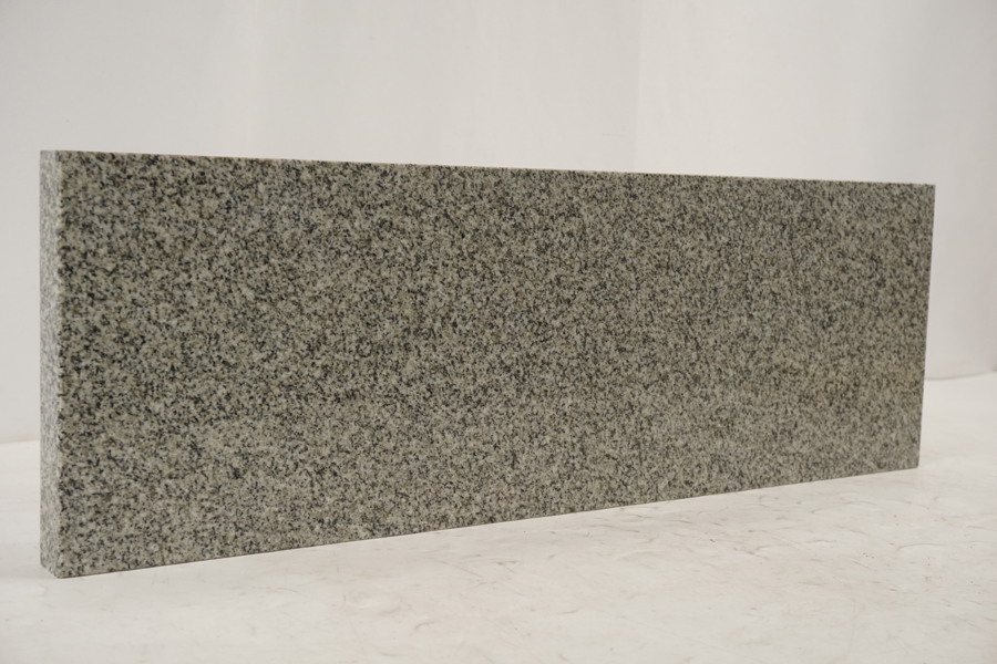 Moberg Natursten granit platta. D109