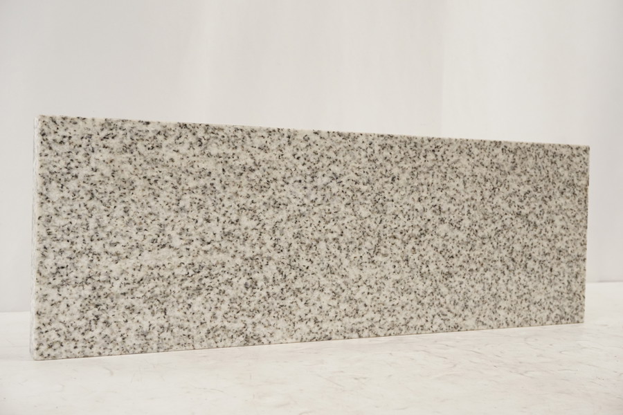 Moberg Natursten Grissal-granit platta. D112