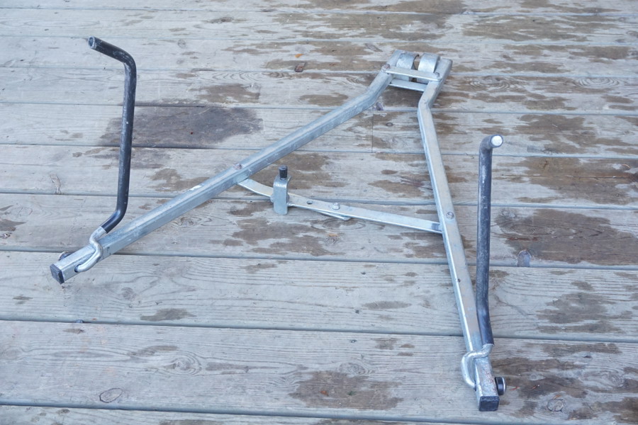 Cykelställ för dragkrok. B99