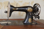 Antik Singer Symaskin & sybords. B153