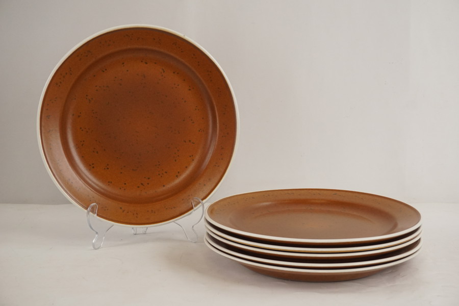 6st Stig Lindberg, COQ Gustavsberg tallrikar, bruna.  G53