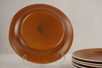 6st Stig Lindberg, COQ Gustavsberg tallrikar, bruna.  G53