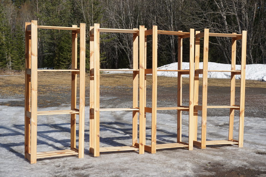 4st Ikea Albert trähyllor. B198