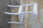 Stol vitmålad. B208