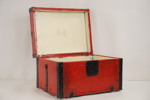 Liten Träkista, rödmålad. D24