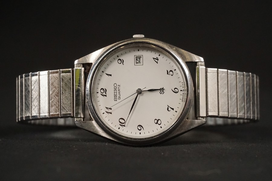 Seiko SQ Quartz vit, armbandsur. A5 