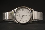 Seiko SQ Quartz vit, armbandsur. A5 