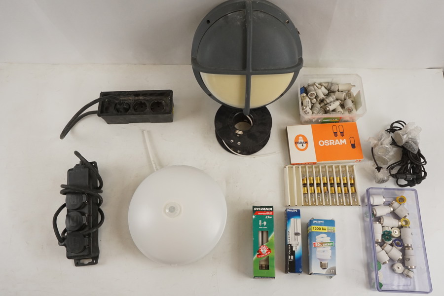 Taklampa, Osram glödlampor. mm BC65/