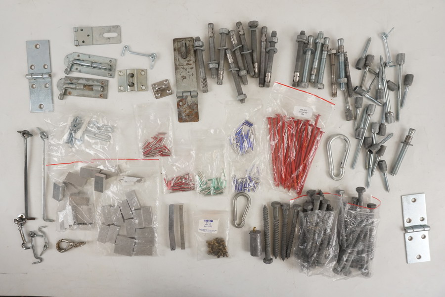 Aluminium plattor, Spikar mm. D23/