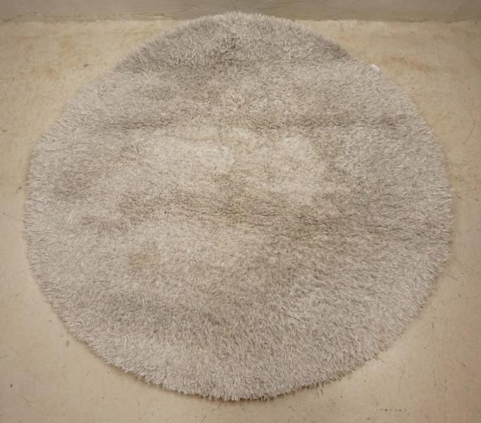 Rug, rundmatta Ø140. B9