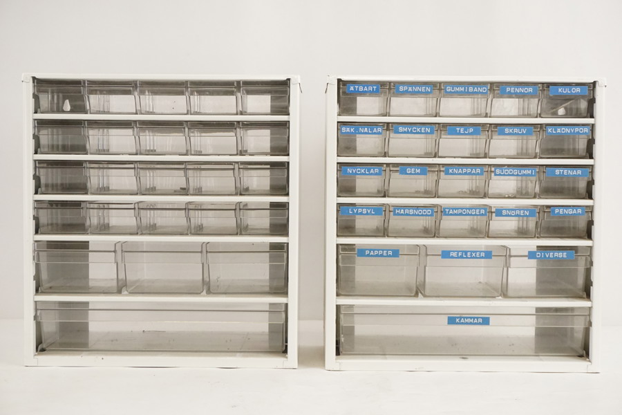 2st raaco, sortimentskåp, vita. D5