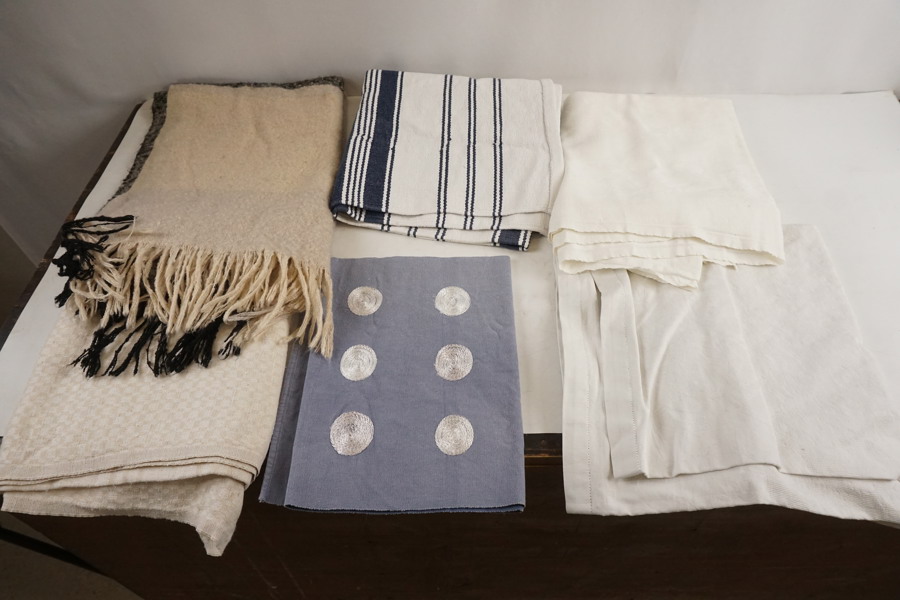 Bordsduk & textilier. BC40