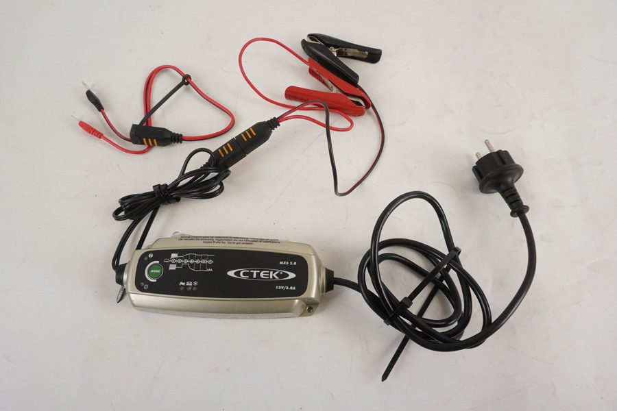 CTEK Batteriladdare 12V/3.8A. A104