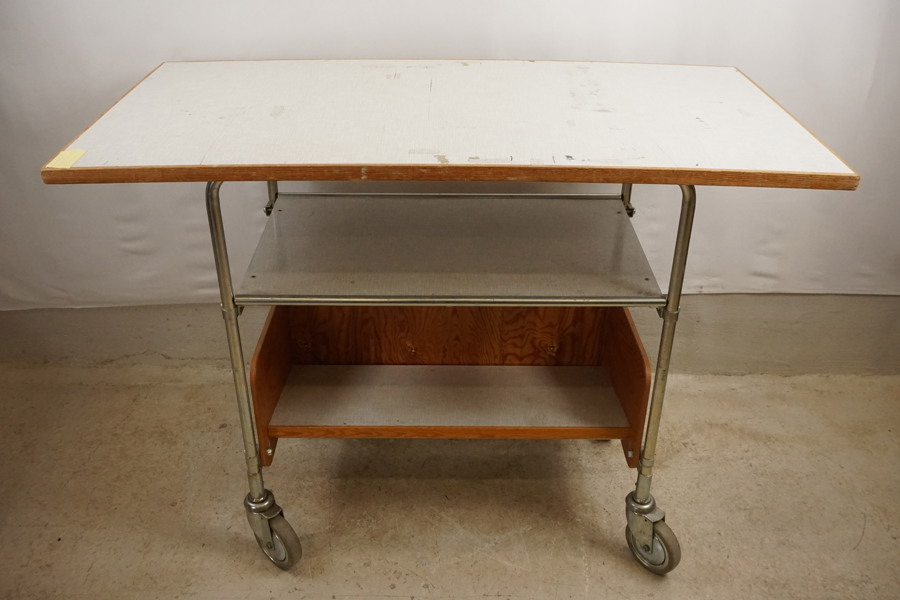 Rullbord / bordvagn. B67