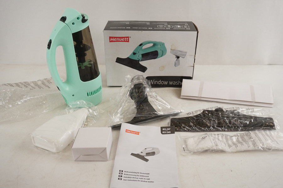 Menuett fönstertvätt. D39