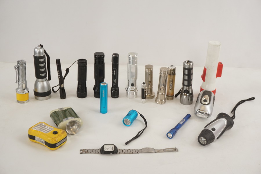 19st Vintage ficklampor & Casio armbandsur. A200