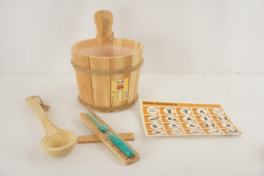 bath & bod, stäva i trä med skopa mm. B125