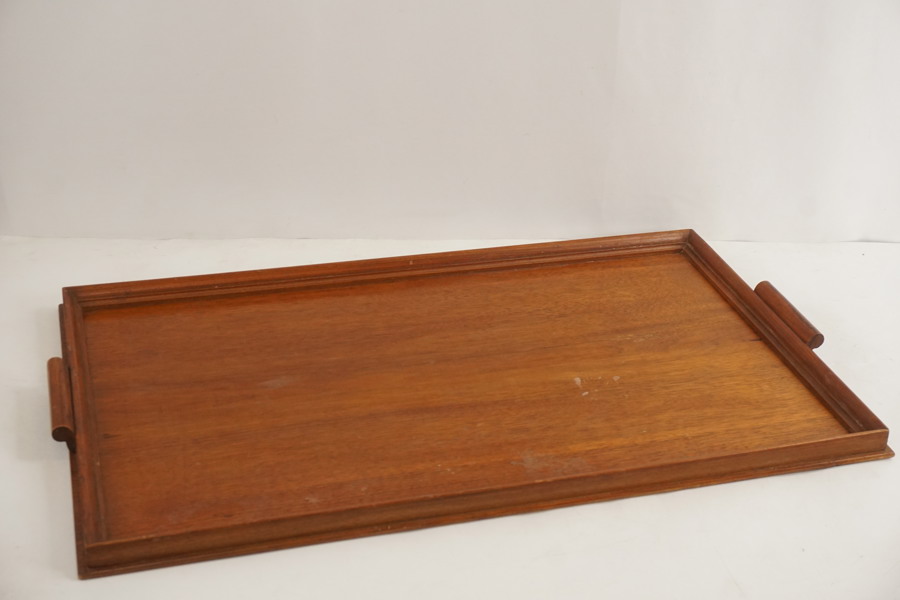 Stor träbricka 76x46x3cm. M44