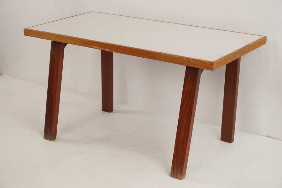 Vintage lite serverings bord. B130