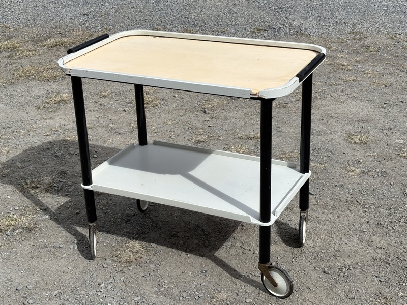 Vintage serverings vagn/bricka. B132