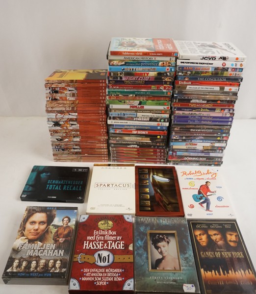 Banan låda med DVD, Iron Man mm. BC170