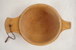 Stor kåsa/kanna i trä. A226