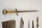 Vintage Köttknivar & köttyxa. D98