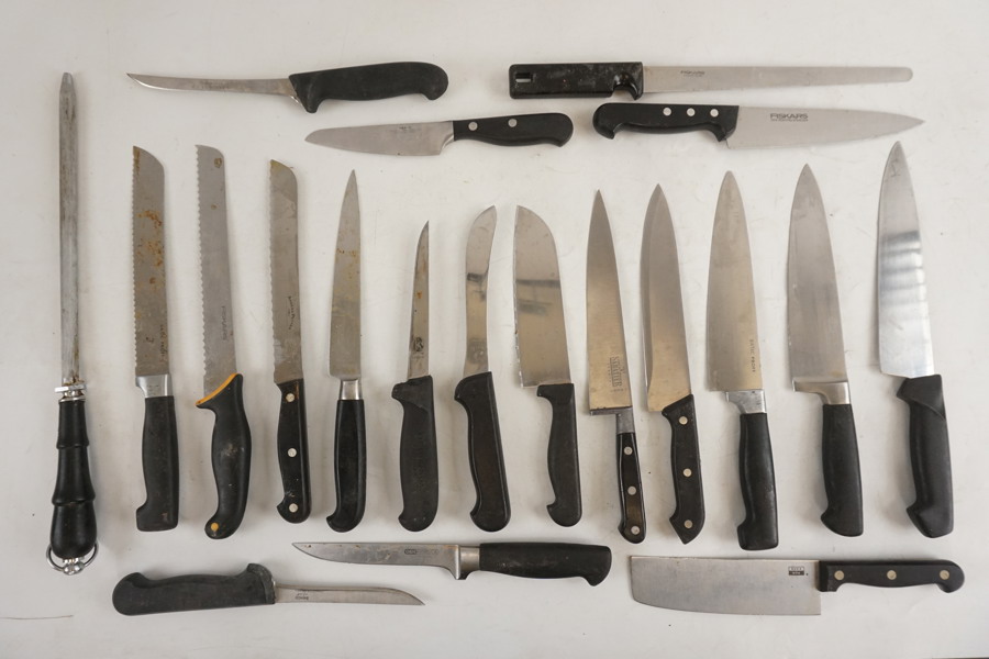 Köksknivar Sebastier, Fiskars mm. A247