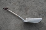 Vintage spade. B195
