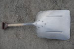 Vintage spade. B195