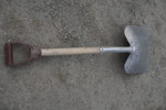 Vintage spade. B195