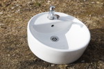 Rond handfat & IKEA blandare. B196 