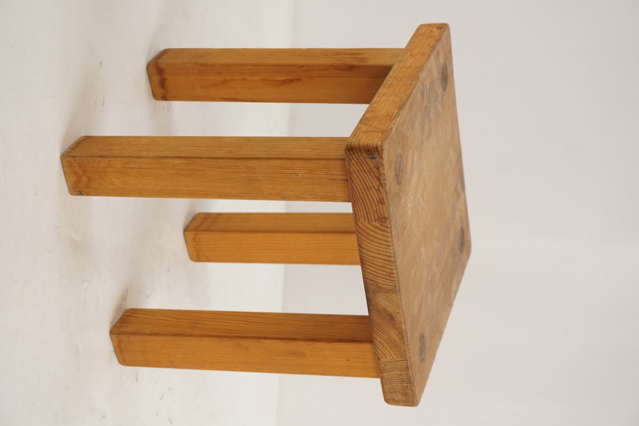 Pall 25x25x29cm. B246