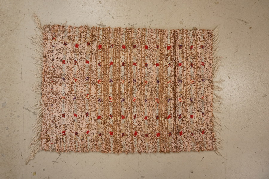 Matta 85x60cm, Rosa, vit mm. B291. 