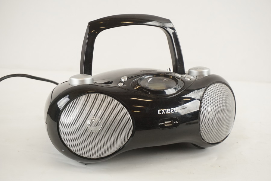 Exibel KW-64MP3USB CD/MP3-spelare. D111