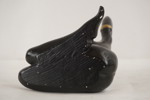 Kvinna, Afrikansk figur i gips, svart. G8