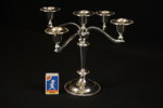 Guldfind Kandelaber med 4 armar i metall. C5