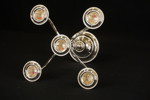 Guldfind Kandelaber med 4 armar i metall. C5