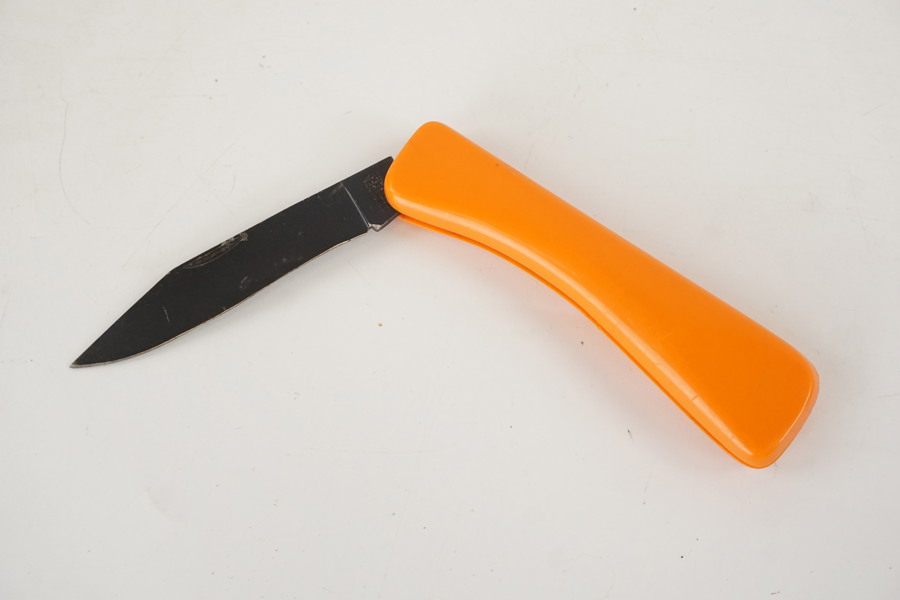 Solinge fällkniv, orange. A176/
