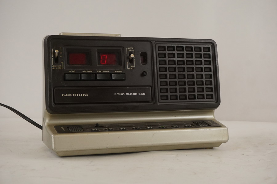 Grunding sono clock 650, väckarklocka. D11