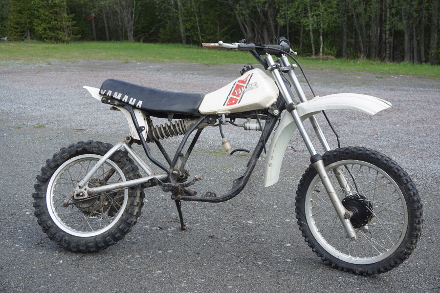 Yamaha YZ, ram, tank mm. B208