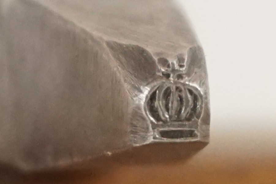 1st kronsifferstans. D27