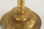 Ljusstake i mässing, spiral form. A171